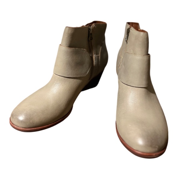 Buckled Booties - Picture 3 of 11